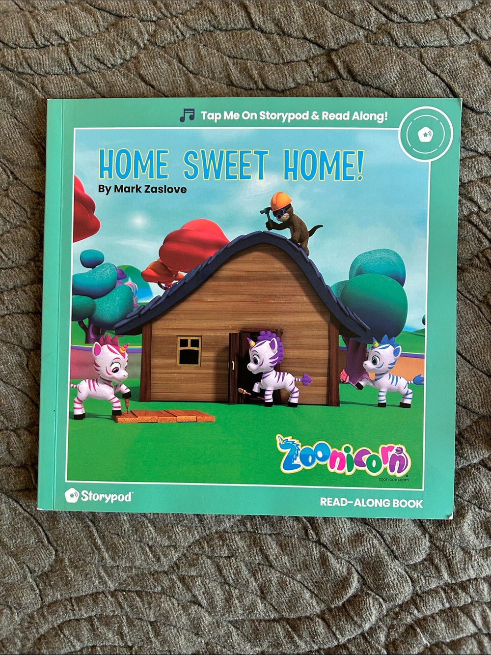 Storypod (Eddie) Read-Along Set with Purple Player Cover - Picture 4 of 6